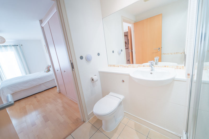 En-Suite- click for photo gallery
